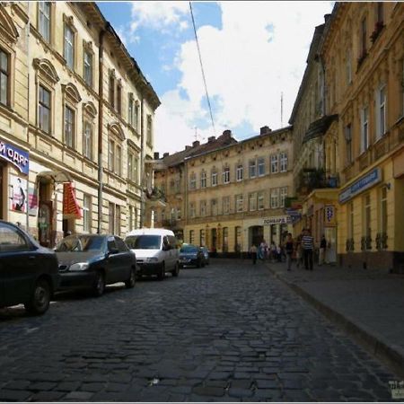 Апартаменти Для Пари В Центральній Частині Львова Екстериор снимка